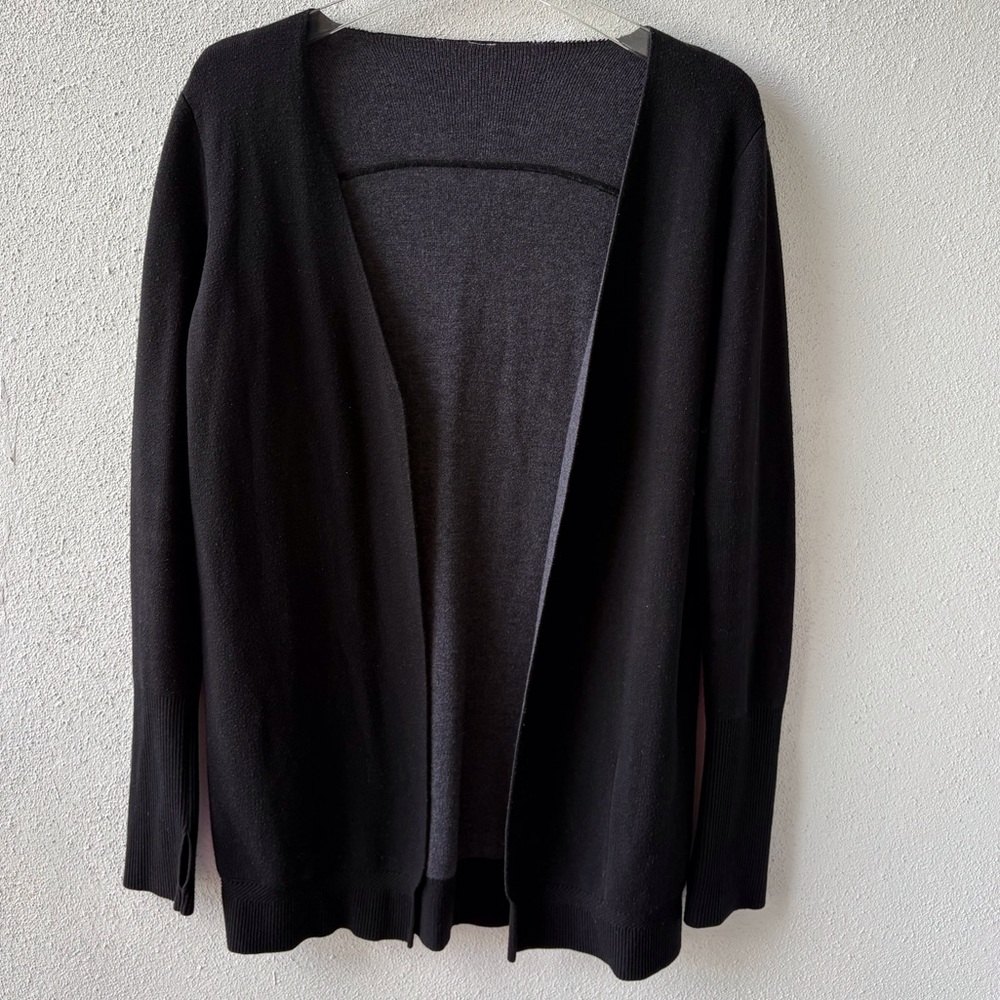 Lululemon‎ Athletica Black Gray Reversible Cardigan Large Pockets Thumb Holes